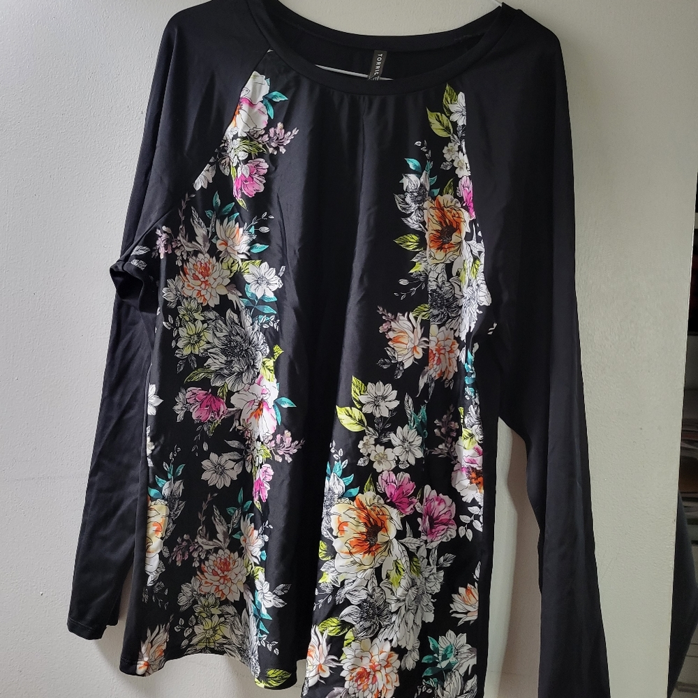 Torrid swim shirt